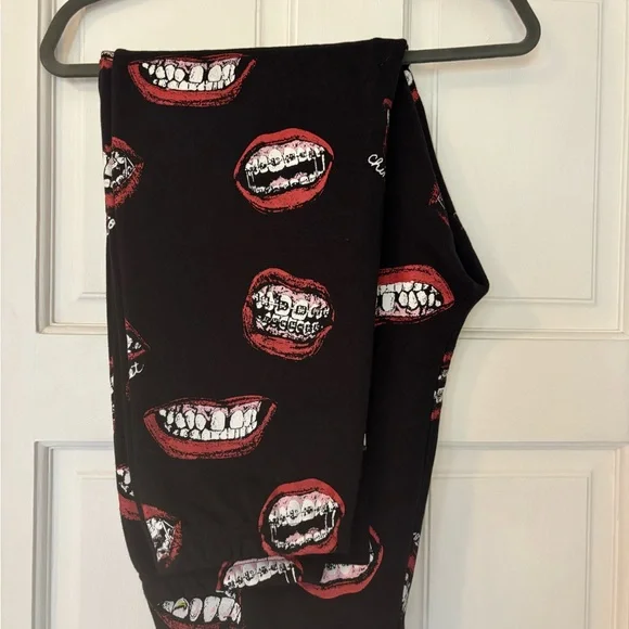 VTG DEADSTOCK Chinatown Market Joggers Sweatpants Lips and Teeth Graphic RARE